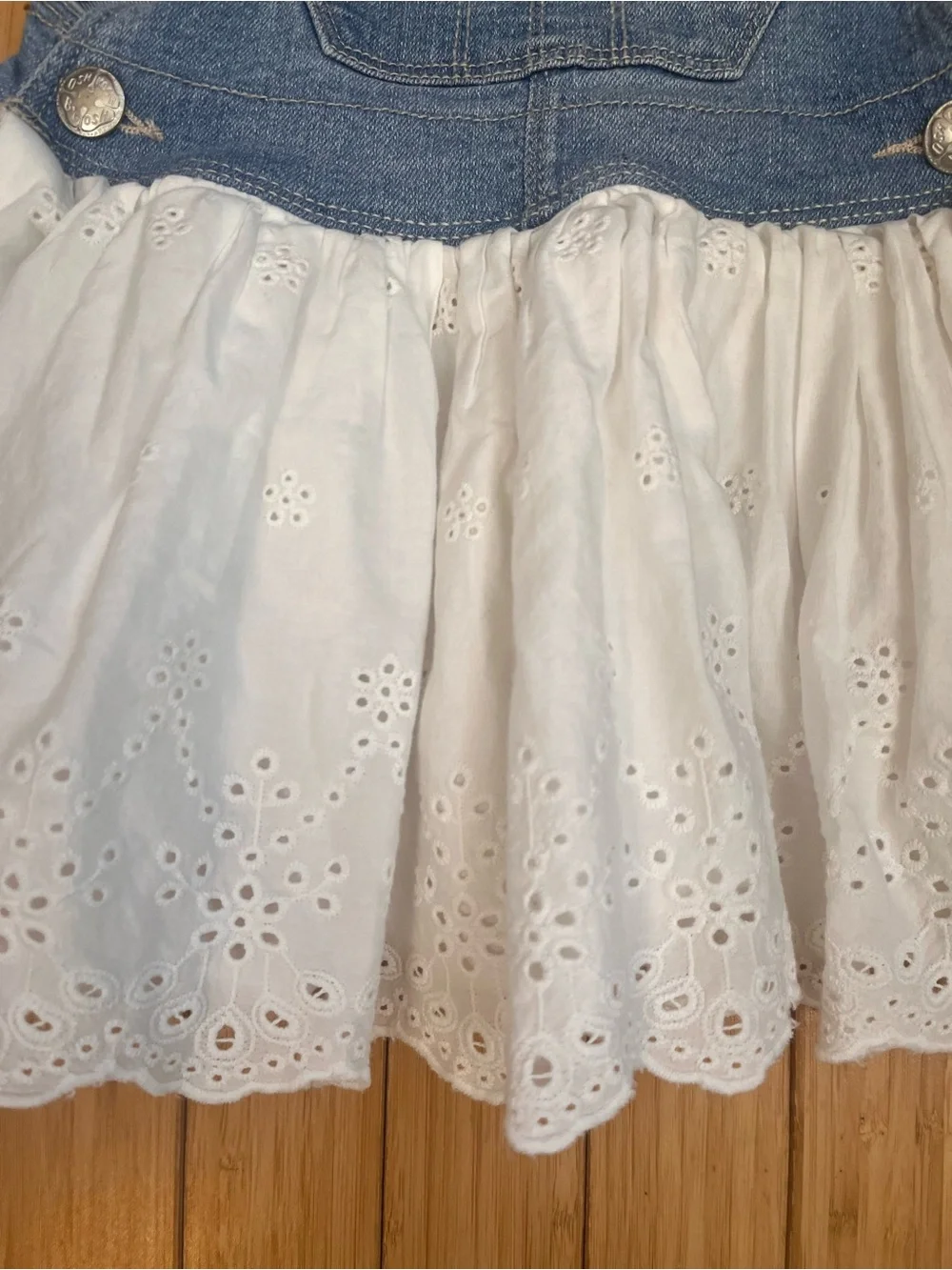 OshKosh B’Gosh Vestbak Bib Overall Dress Girls 2T Denim White Eyelet Lace Skirt